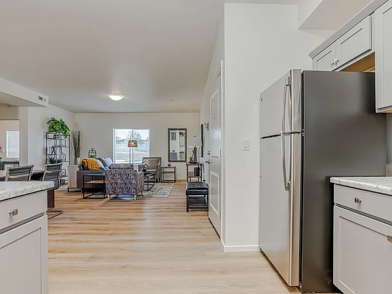 Ridgecrest Apartments — Photo 27