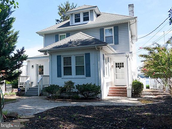4th image of 378 Magothy Rd
