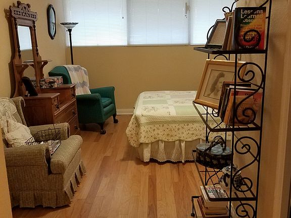 5th image of 1414 Continental Dr APT 104