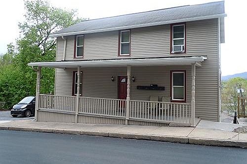 Front Pine building