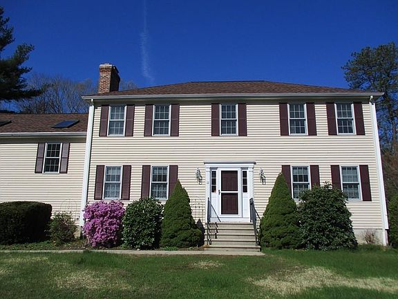 2nd image of 11 Diana Cir