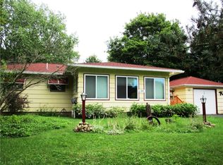 128 Farnsworth Rd N, Rochester, NY 14623