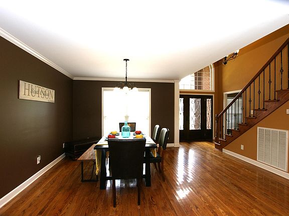 4th image of 432 Kelsie Dr