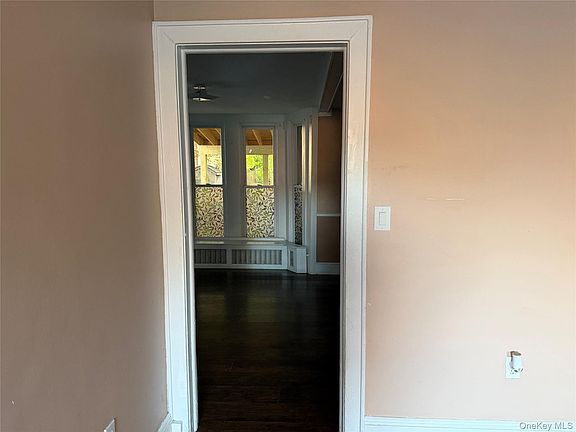 4th image of 45 Center St