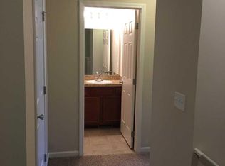 49285 E Woods Dr, Shelby Township, MI 48317