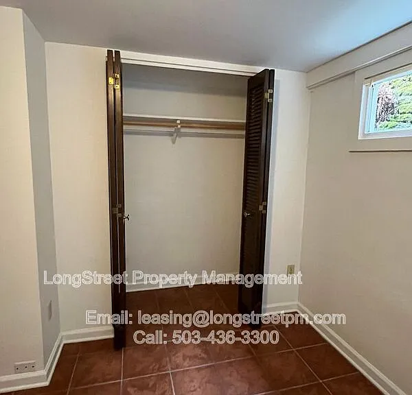 6915 N Philadelphia Ave — Photo 12