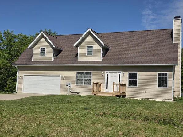 6717 Old Pipestone Rd, Eau Claire, MI 49111