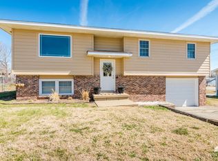 604 Juniper St, Wakefield, KS 67487