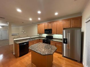 331 Kinellan Ln, Cary, NC 27519