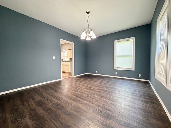 4th image of 2114 Wayne Ave