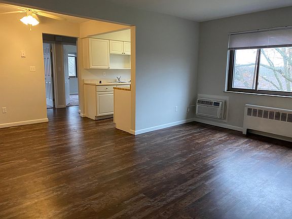 2nd image of 1199 Far Hills Dr #60