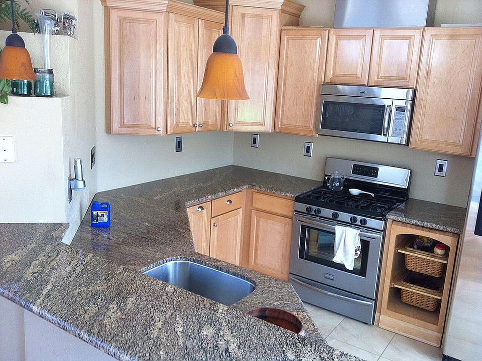 2nd image of 1565 Northwood Dr