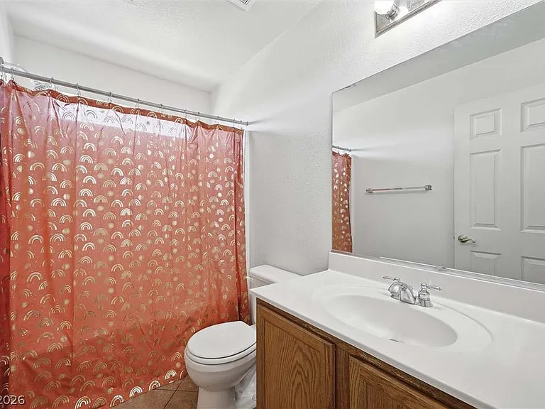 6316 Lorne Green Ave #101 — Photo 11