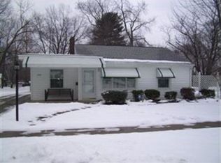 2421 Nesmith Lake Blvd, Akron, OH 44314