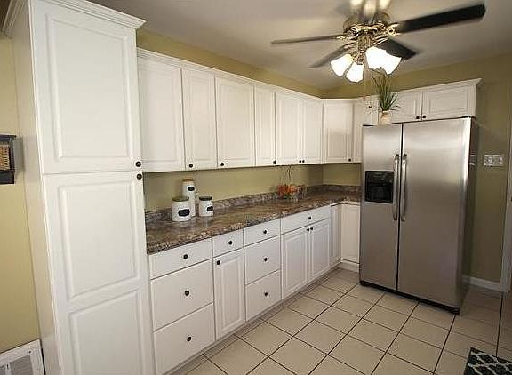 4th image of 9309 Lucia Dr
