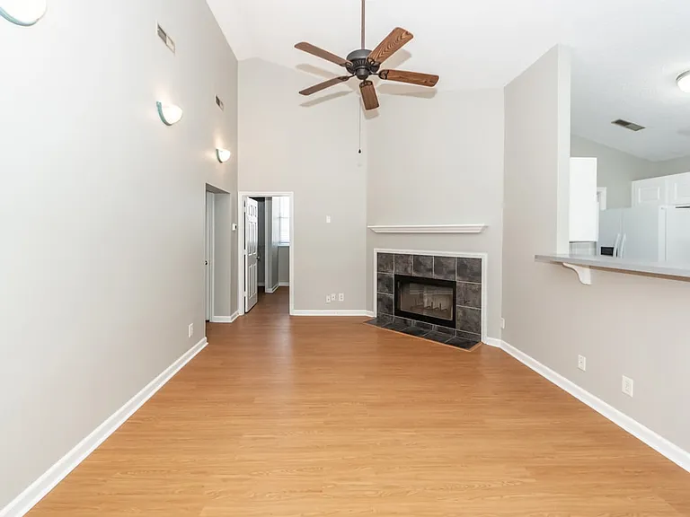 1441 Swamp Angel Ct — Photo 2