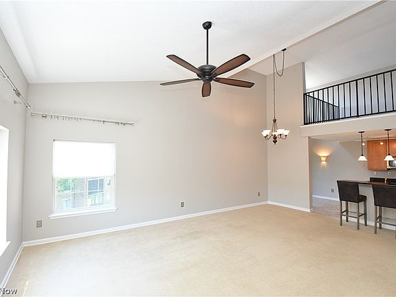 4th image of 220 Fox Hollow Dr APT 311