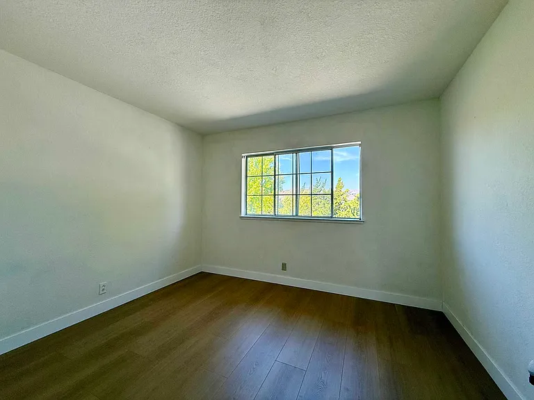 43265 Bush Ct — Photo 21