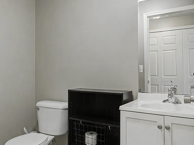 43018 Burlington Dr — Photo 39