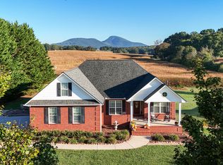 174 Hampton Hills Ln, Cleveland, GA 30528