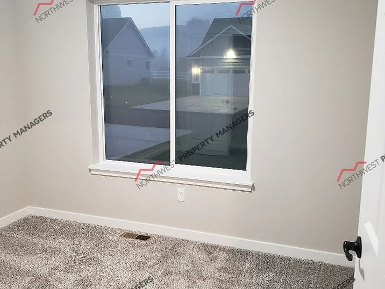 55 Tyce Ln — Photo 18