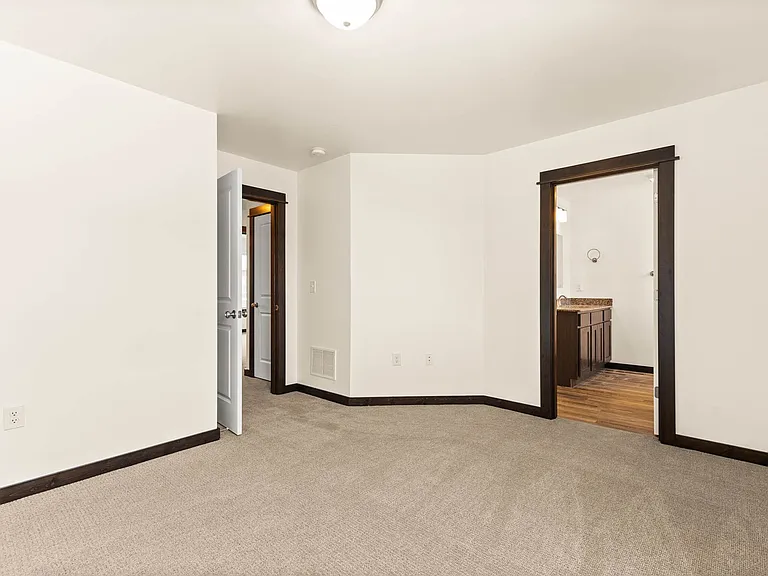782 Rookery Ln — Photo 5