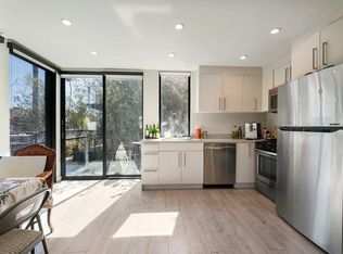 3021 Ocean Ave, Venice, CA 90291