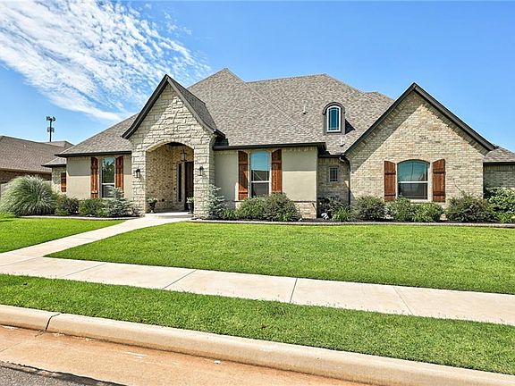 3rd image of 11809 Dunbar Ct