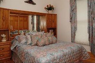 4th image of 21 Lakeview Pl