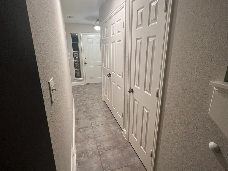 313 Timbercreek Ct — Photo 22
