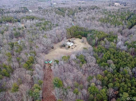 2nd image of 106 Cuffee Creek Ln