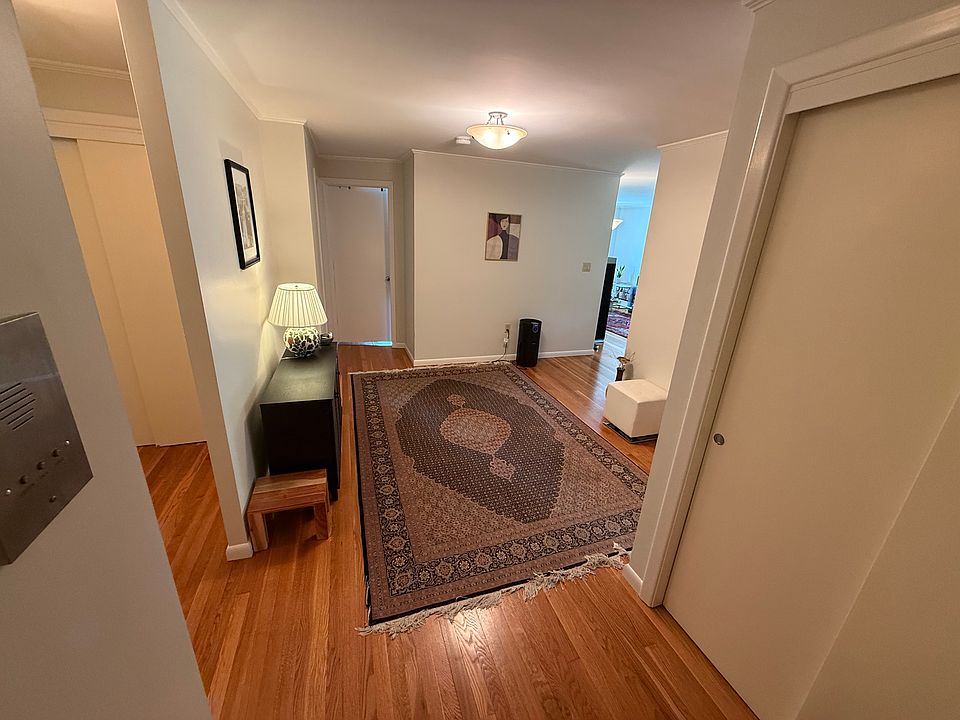 1st image of 128 Pleasant St APT 201