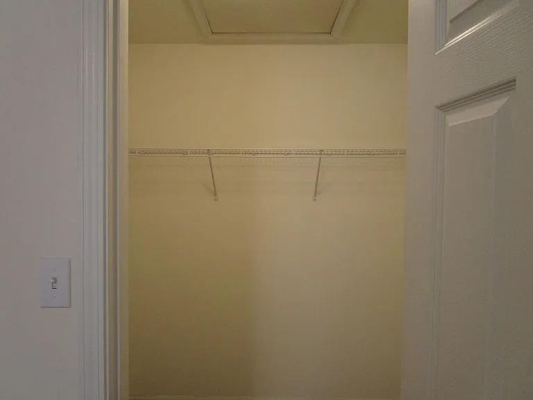 5001-5003 Betty Jean Way — Photo 32