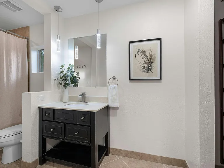 334 W Horseshoe Ave #8 — Photo 10