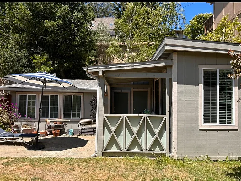 330 Shoreline Hwy #REAR COTTAGE — Photo 18
