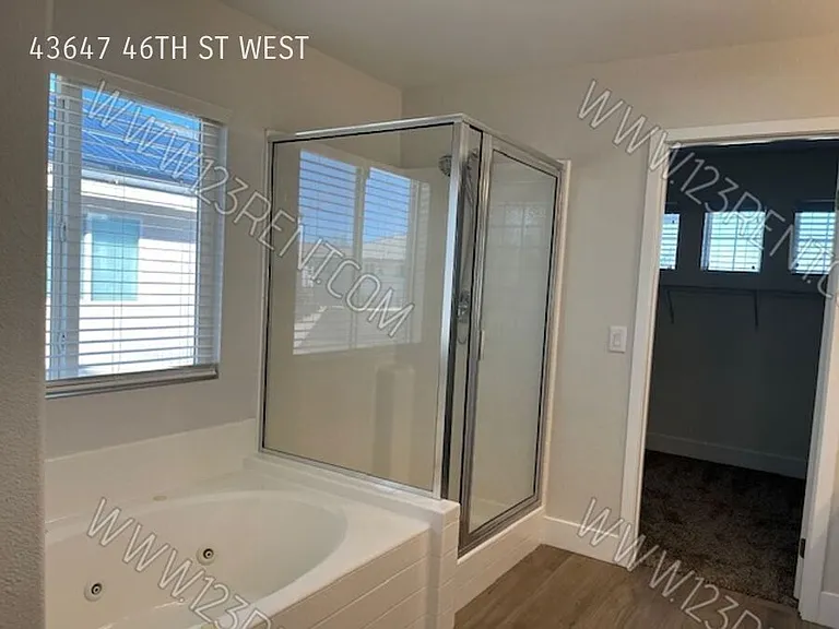 43647 46th St W — Photo 31