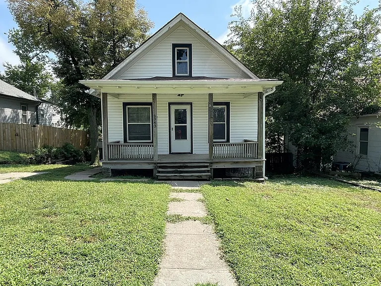 6343 Bedford Ave — Photo 1