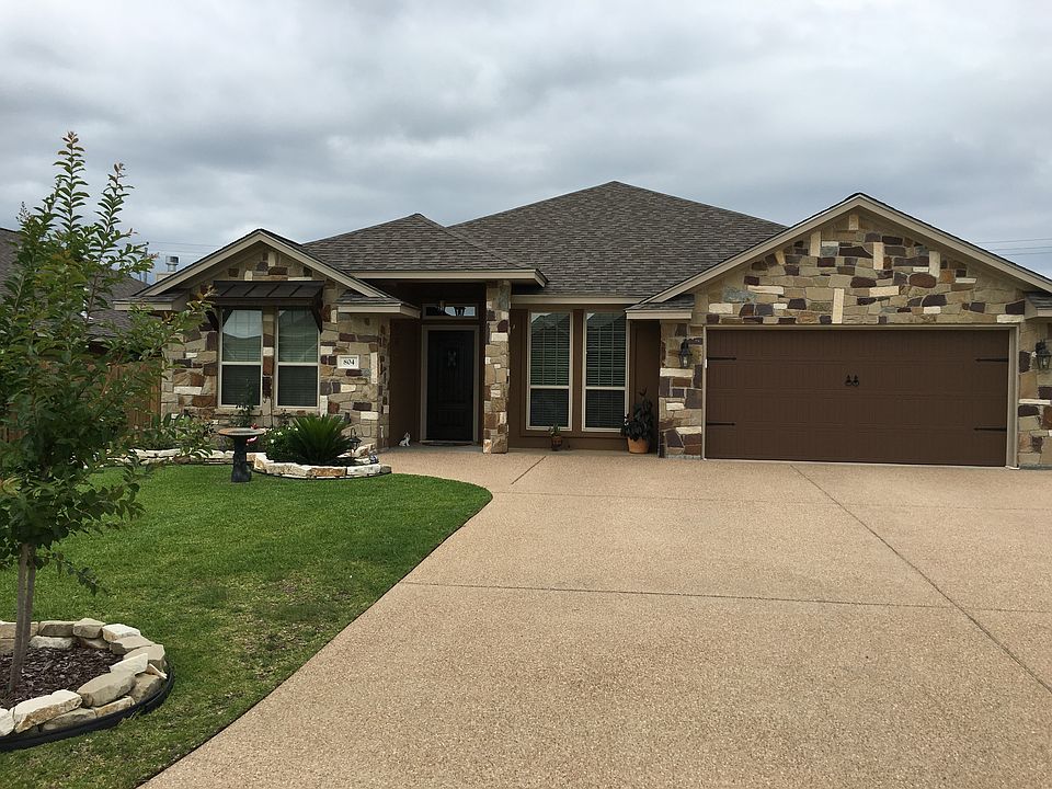1st image of 804 Dove Chase Ln