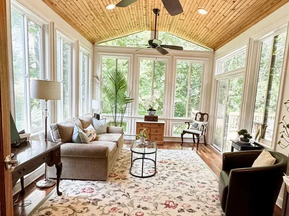 1958 Tristan Dr SE, Smyrna, GA 30080