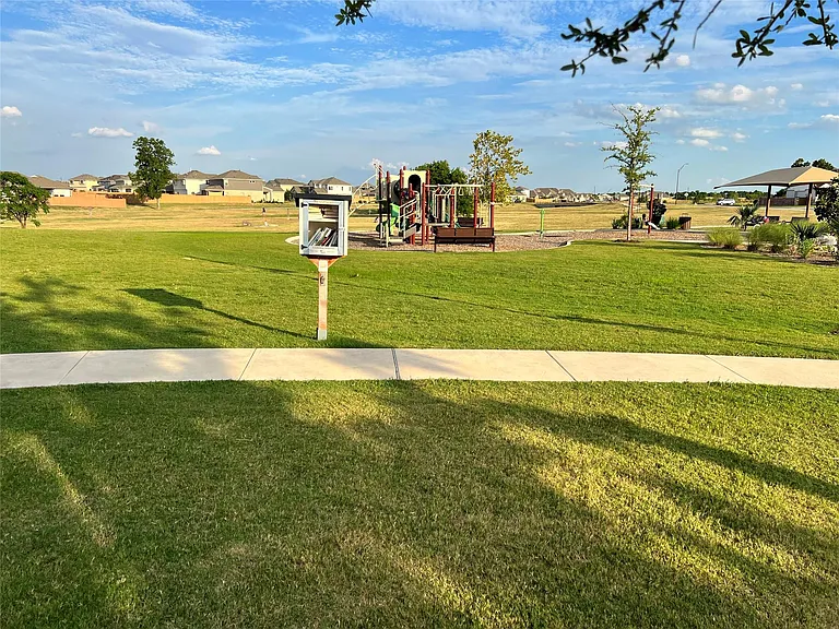 140 Pentro Path — Photo 35