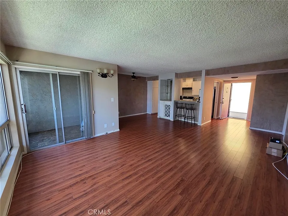 6225 Canterbury Dr #306