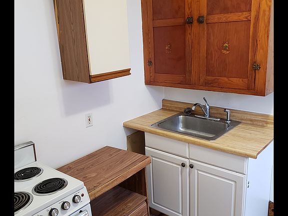 5th image of 521 N 2nd Ave #2