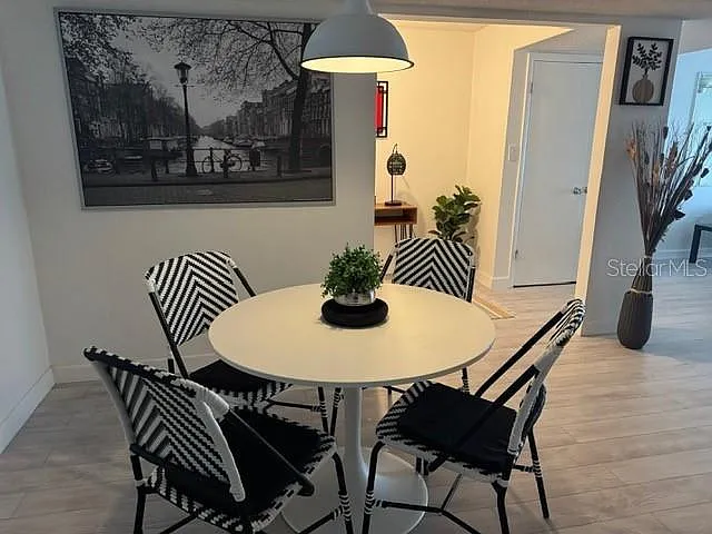 2225 Holden Ave #104 — Photo 19