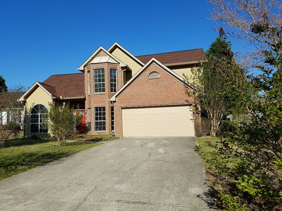 2nd image of 1930 Lake Ford Cir