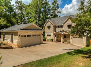 290 Lake Grove Dr, Coldspring, TX 77331