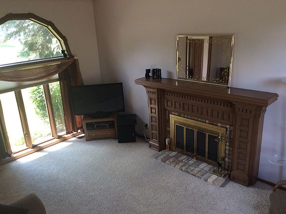 2nd image of 1238 Lake Valley Dr