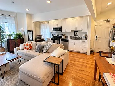 1 bed, 9999 sqft, $2,550 — Photo 2