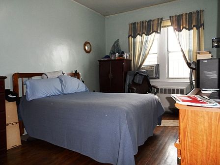 4th image of 5207 39th Ave