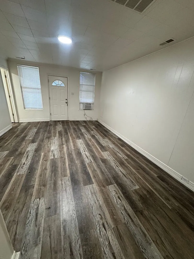 Beautiful Salt Lake apartment for rent! — Photo 3