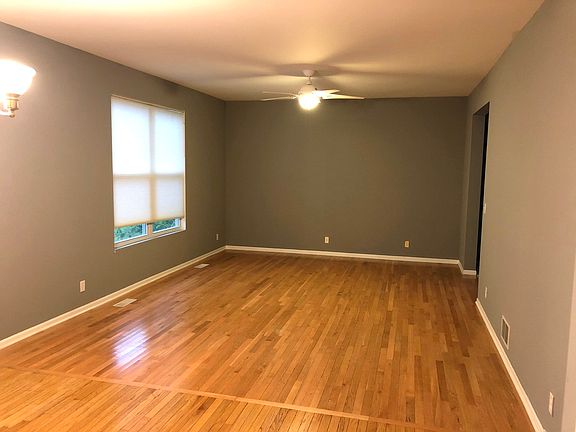 2nd image of 1318 Dorr Dr